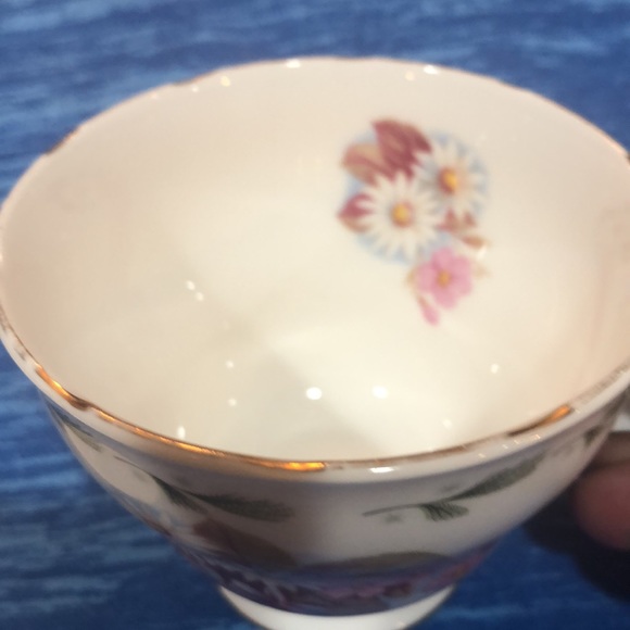 Colclough Bone China Tea cup and saucer - Picture 7 of 7